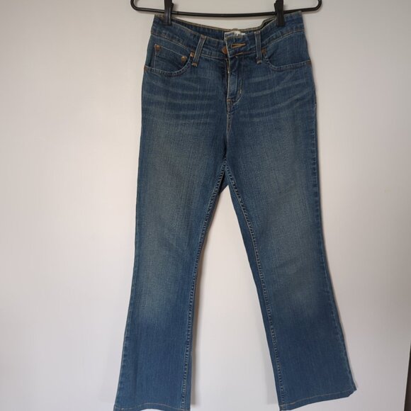 Signature Levi Jeans Women's Size 4/M At Waist Bootcut - Picture 1 of 9